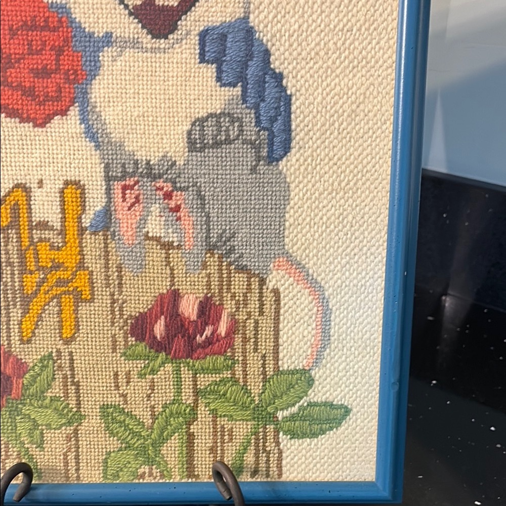 Charming Animal Bird & Mouse Needlepoint Framed Picture Nursery Kids Vintage - Picture 10 of 16